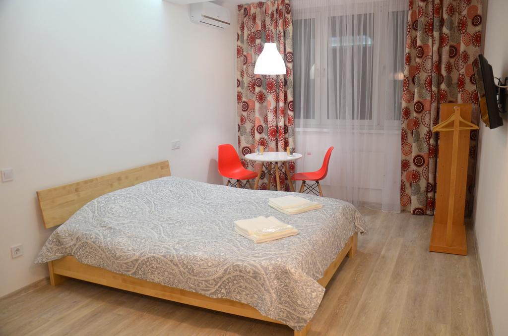 Sky Apartment Virmenska 키예프 외부 사진