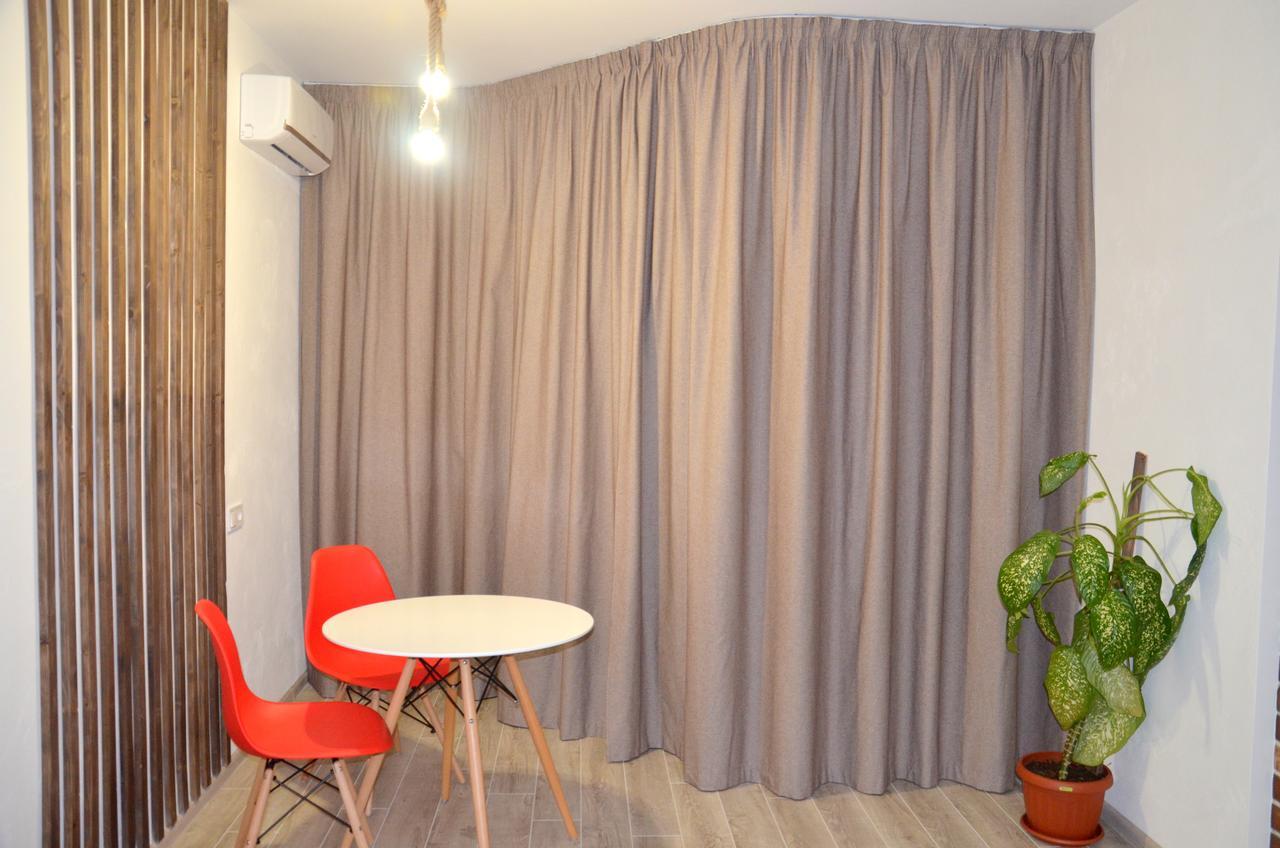 Sky Apartment Virmenska 키예프 외부 사진